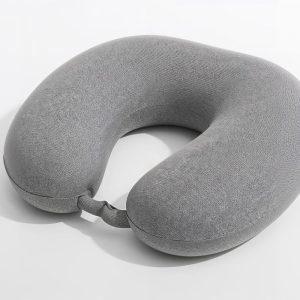 Ar tinkamai naudojate kelioninę pagalvę?