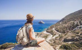 Ar „viskas įskaičiuota“ kelionės laikai baigiasi? Nauja tendencija keičia keliautojų įpročius