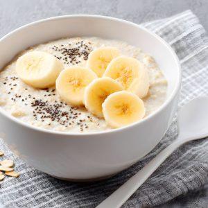 Avižinė košė: ar šie populiariausi pasaulyje pusryčiai naudingi?