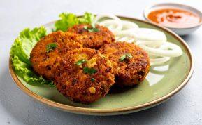 Pasigaminkite tobulus kotletus: pamirškite džiūvėsėlius, su šiuo ingredientu skirtumas bus akivaizdus!