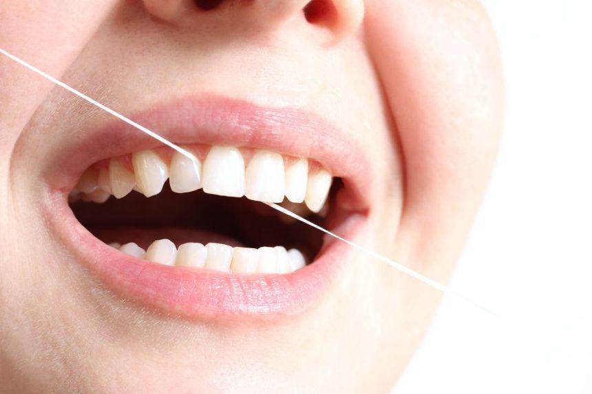 Burnos mikrobiomas: kaip dantų priežiūra veikia žarnyną ir bendrą sveikatą