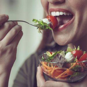 Mitybos specialistės patarimai, kaip pakeisti mitybą, kad ilgiau išliktumėte sotūs