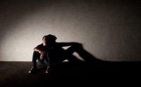 Dažniausiai pasitaikantys vyrų manipuliacijos būdai santykiuose