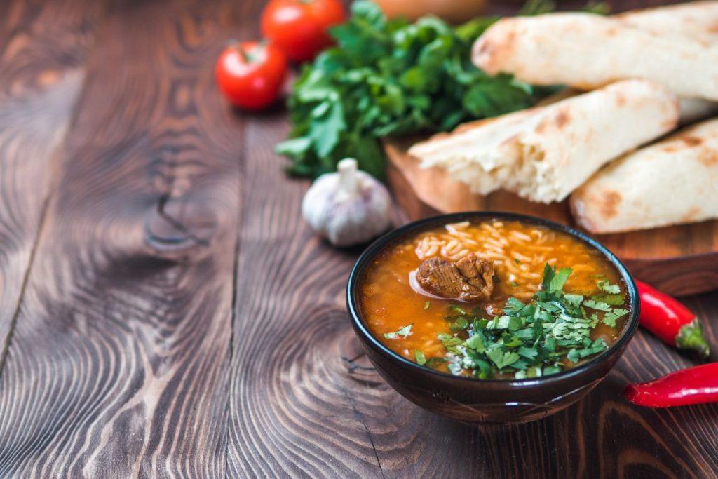 Dieviško skonio charčio sriuba: tikrai norėsite pakartoti! Charčio sriubos receptas ir paruošimo eiga