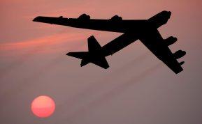 Europą pasiekė branduolinis bombonešis. Aiški amerikiečių žinutė priešams