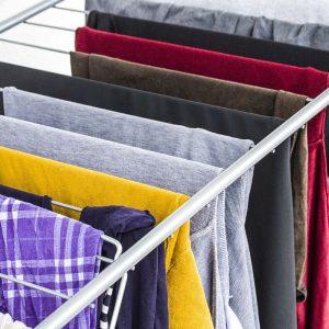 Galite pigiau išdžiovinti skalbinius nenaudodami džiovyklės ir radiatoriaus!
