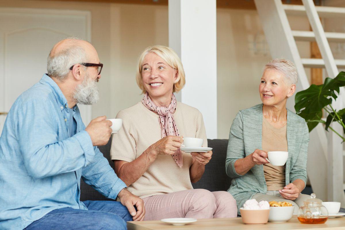 Geriausias gėrimas, saugantis smegenis po 60 metų
