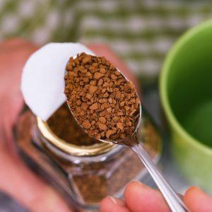 Gerti ar negerti? 3 mitai apie tirpią kavą