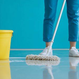 Į kibirą vandens  įdedu 3 šaukštus šios priemonės, ir ant grindų niekada nebūna dryžių!