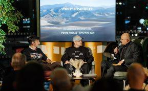 Iš Vilniaus į Dakarą: „Defender“ ir lietuvių ekipažai siekia ralio aukštumų