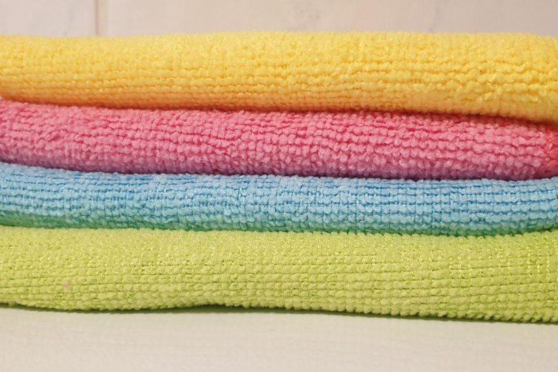 Jei namuose turite mikropluošto šluosčių, išbandykite šią gudrybę!