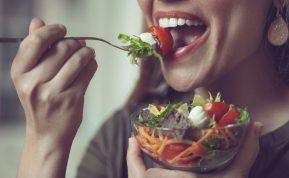 Kada turėtumėte valgyti vakarienę žiemą? Mokslas turi atsakymą, kuris jus nustebins