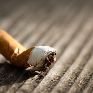 Kaip atsikratyti tabako kvapo namuose: patyrusios namų šeimininkės atskleidė 3 gudrybes