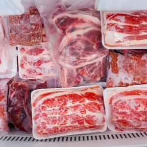 Kaip greitai atšildyti mėsą ir žuvį? Su šiais patarimais tą padarysite greičiau nei per 30 min.