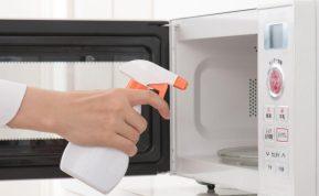 Kaip išvalyti mikrobangų krosnelę vos per 8 minutes?