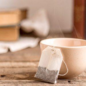 Kaip panaudoti arbatos pakelius sode: augalai augs sveiki