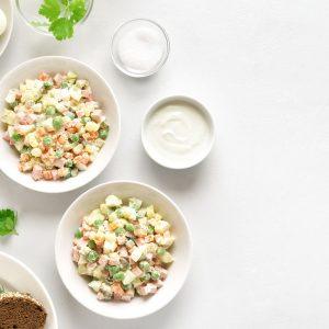 Kaip paruošti tikrai skanią baltą mišrainę? Sekite šias instrukcijas!