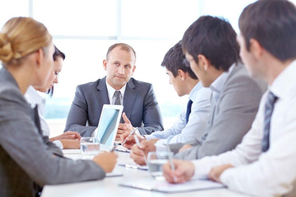 Kaip pasakyti kitam žmogui nemalonią pastabą ir kada verta tai daryti? Kada vertėtų tai daryti?