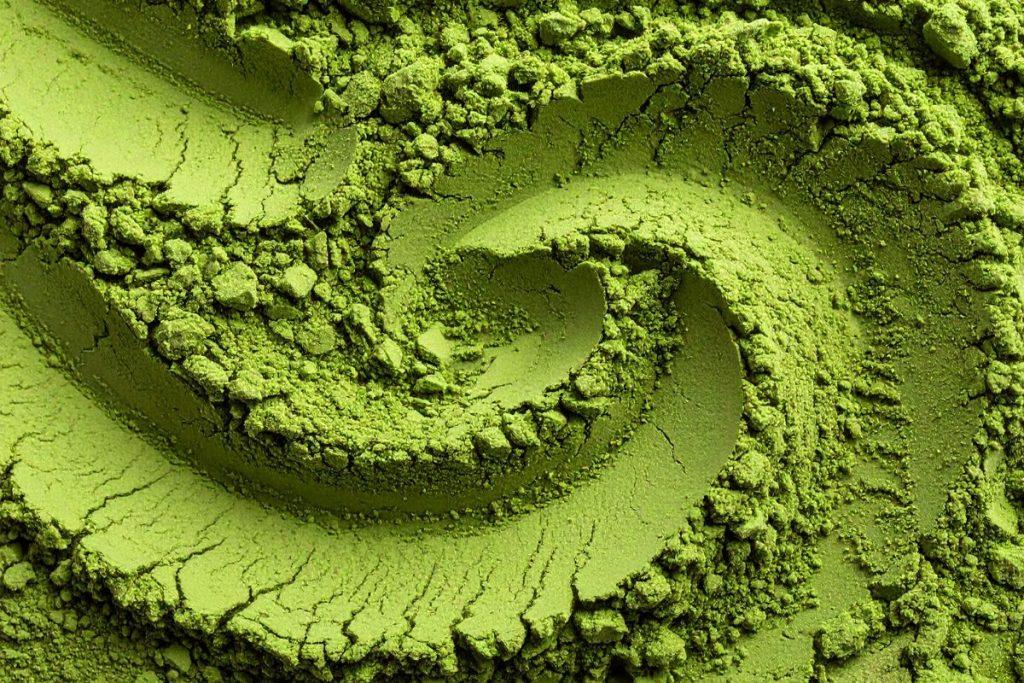 Kaip pasirinkti laimingą spalvą, jei į jūsų gyvenimą atėjo sunkus metas? Žalia spalva