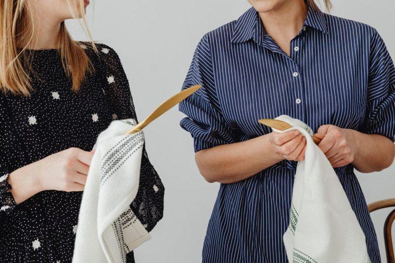 Kaip skalbti virtuvinius rankšluosčius: dėl šios paprastos gudrybės jie atrodys kaip nauji!