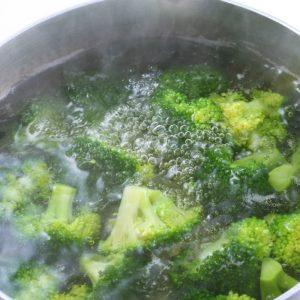 Kaip teisingai gaminti brokolius, kad išsaugotumėte visas naudingas medžiagas