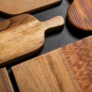 Kaip valyti medinę pjaustymo lentelę: paprasti, tačiau efektyvūs patarimai