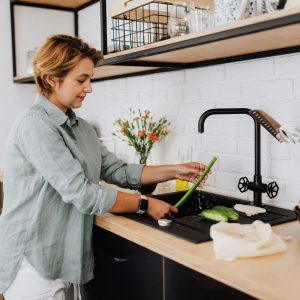 Kas neturėtų būti laikoma ant virtuvės stalviršio?