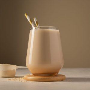 Kava su proteinu: supergėrimas ar tik marketingas?
