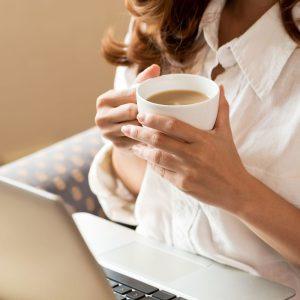 Kiek puodelių kavos galite išgerti per dieną sau nepakenkdami?