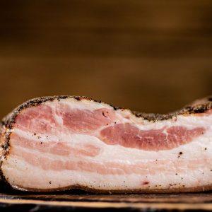 Kodėl kartais norisi riebaus maisto? Ekspertų nuomonė