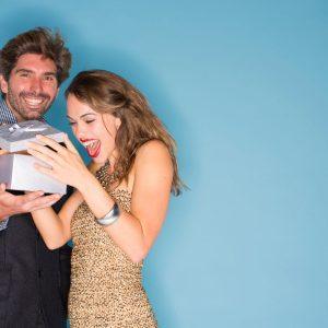 Kodėl pavojinga gauti dovanas iš nemalonių žmonių?