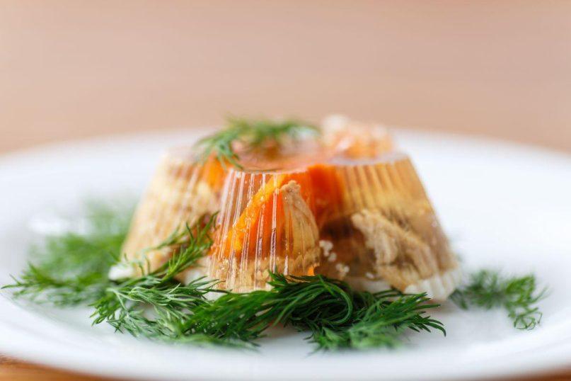 Koks šaltienos kiekis per šventes yra saugus? Mitybos specialistės atsakymas