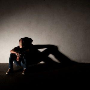 Kurie vyrai, pagal Zodiako ženklą, bėgant metams praranda visus draugus?