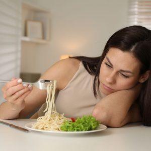 Maisto apetito praradimas: priežastys, simptomai ir prevencija