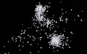 Mano močiutė grindis visada plaudavo su druska. Priežastis išties netikėta