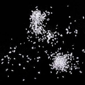 Mano močiutė grindis visada plaudavo su druska. Priežastis išties netikėta