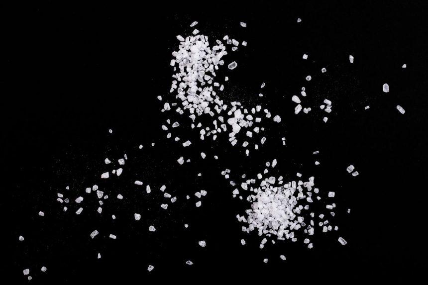 Mano močiutė grindis visada plaudavo su druska. Priežastis išties netikėta