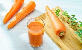 Morkų sultys: kodėl šis natūralus gėrimas turėtų atsirasti jūsų kasdienybėje