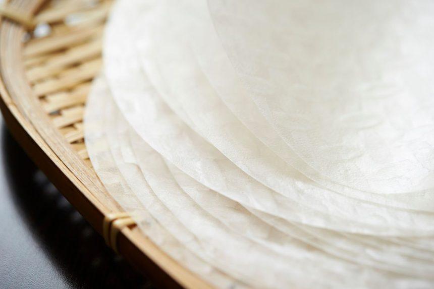 Naminiai ryžių traškučiai: paprastas ir sveikas užkandis, kurį pasigaminsite per 1 minutę