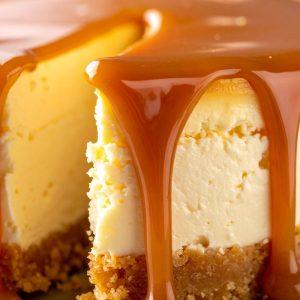 Nekeptas karamelinis sūrio pyragas