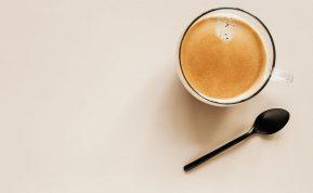 Paskatinkite metabolizmą ir sustiprinkite imuninę sistemą su šia auksine kava!