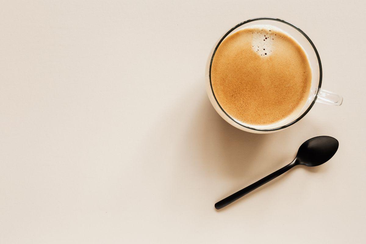 Paskatinkite metabolizmą ir sustiprinkite imuninę sistemą su šia auksine kava!