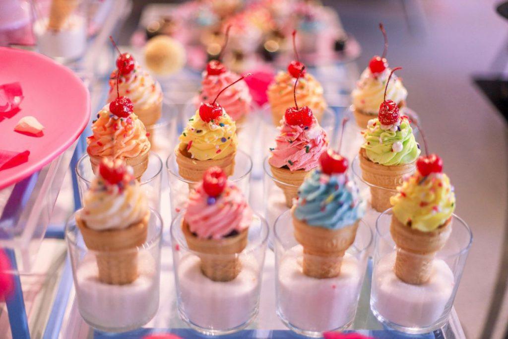 Pavojingi ledai: kokį desertą galite valgyti, o kuris pakenks jūsų sveikatai? Saldikliai ir priedai