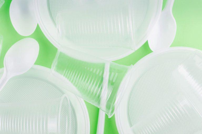 Plastikiniai produktai nėra saugūs orkaitėje