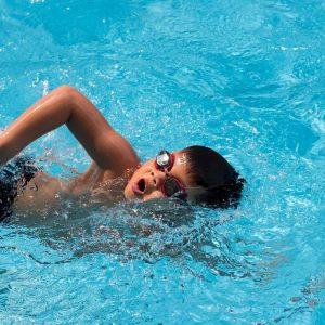 Plaukimo nauda žmogaus sveikatai ir vidinei būsenai