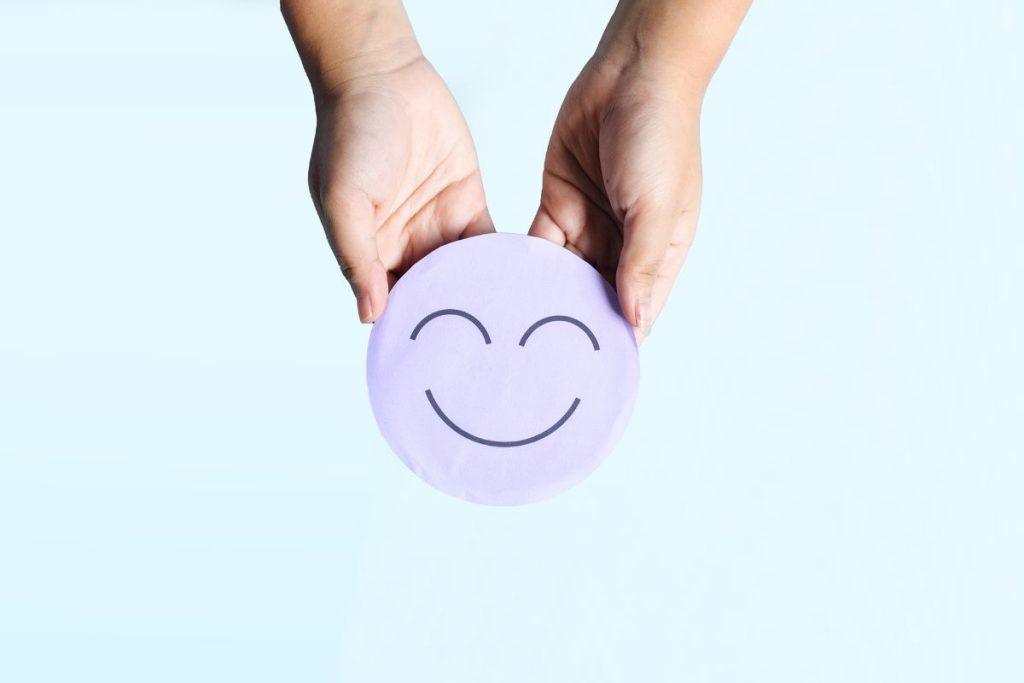 Psichinė higiena: žingsniai, kaip išvalyti protą ir mintis. Vartokite teigiamus posakius