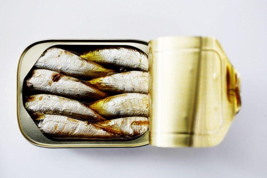 Sardinės ir tunas: kuri žuvis sveikesnė ir kodėl verta rinktis sardines?