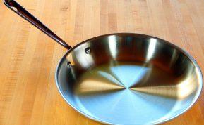 Senovinis receptas, kuris atnaujina net seniausias keptuves ir puodus