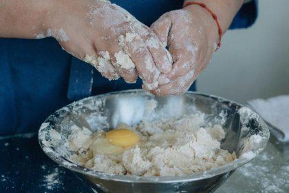 Šis vienas triukas su vanilinu pavers jūsų kepinius nuostabiai aromatingais