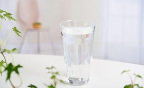 „Vandens stiklinė“: greitas ir efektyvus metodas išpildyti norus